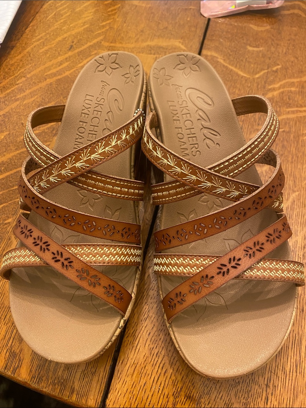 Skechers Women's Brown Strappy Wedge Beverley Tiger Posse Sandals - size 8 wide